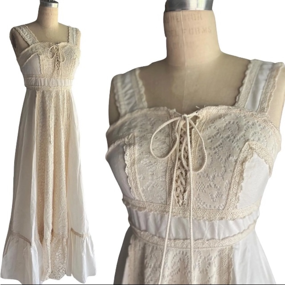 Vintage 1970s Gunne Sax Dress Jessica White Prairie Lace Up Gown Sleeveless Boho